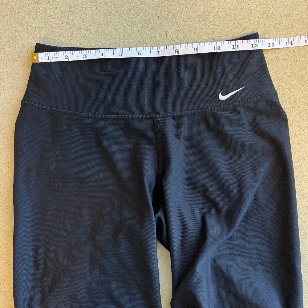 Nike dri fit capri size xs